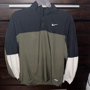 Nike Men's Black and Olive Windbreaker